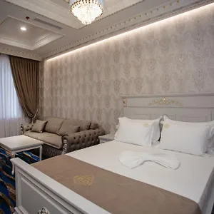 Ervini Boutique Albanië